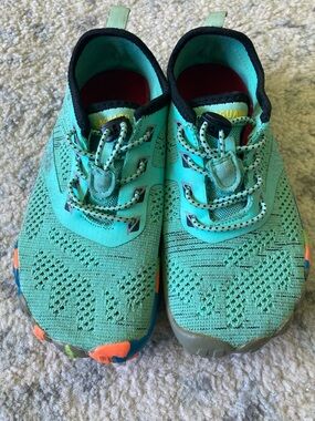 Kids Aqua Knit Water Shoes with Easy Bungee Closure